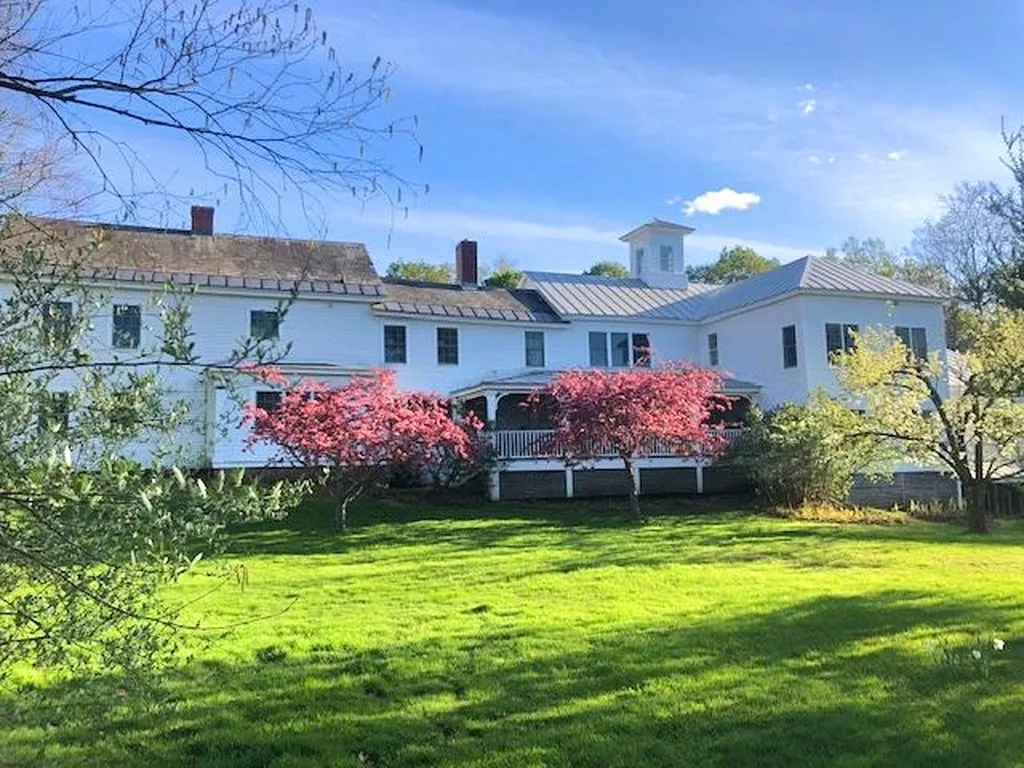 11 Main Street Walpole NH 03608