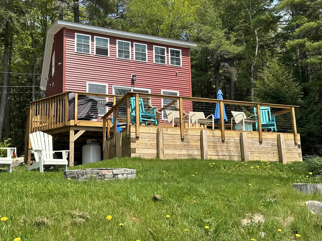 318 Round Pond Lane Newbury VT 05051