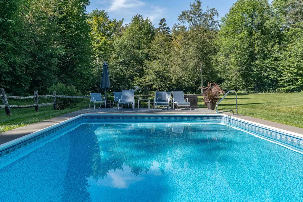 1214 Gulf Road Barnard VT 05031