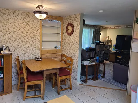 83 Livermore Road Holderness NH 03245