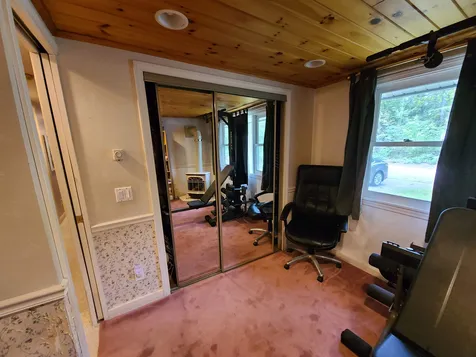 83 Livermore Road Holderness NH 03245