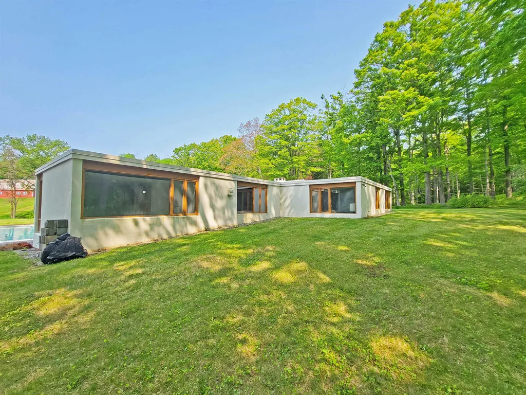 192 Hill Road Brookline VT 05345