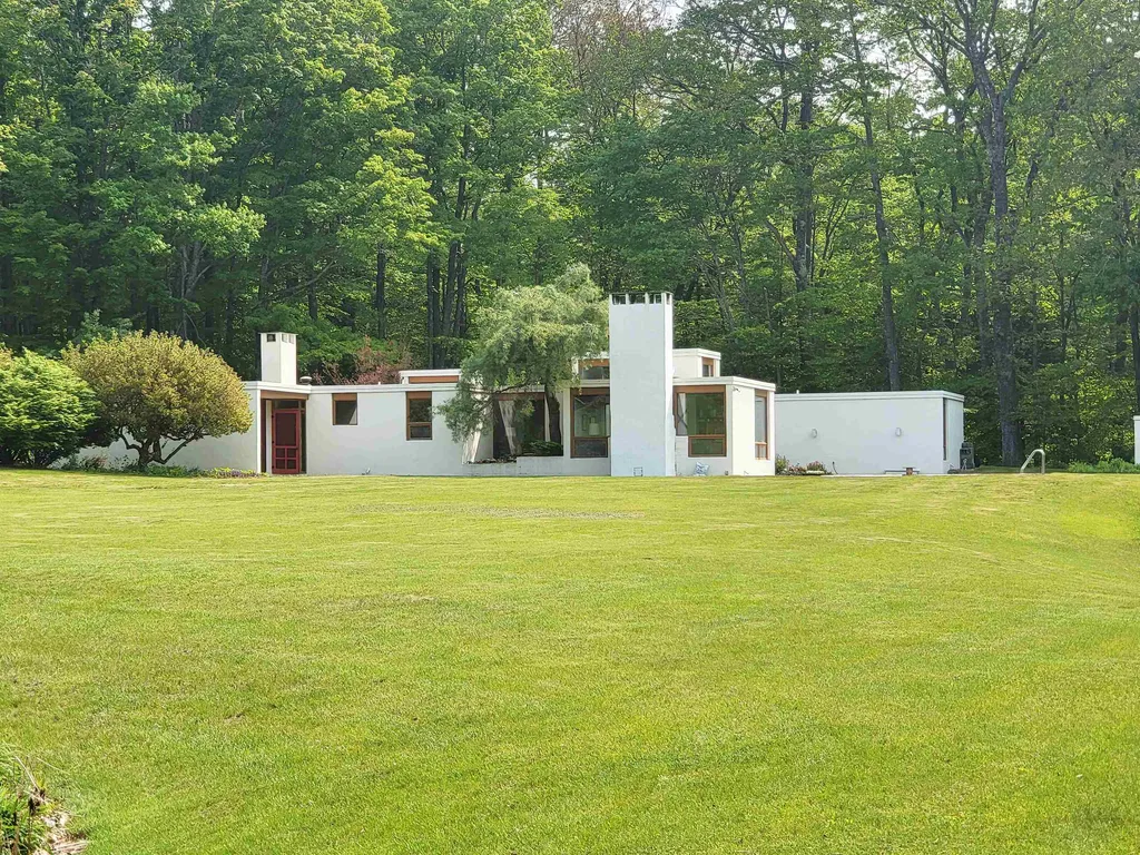 192 Hill Road Brookline VT 05345