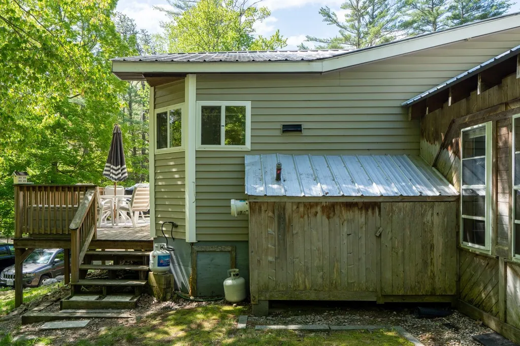 79 Bryant Road Tamworth NH 03886