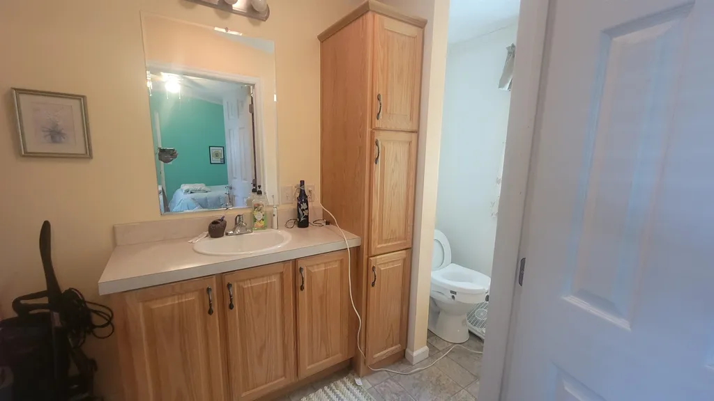 21 Brandon Place Claremont NH 03743