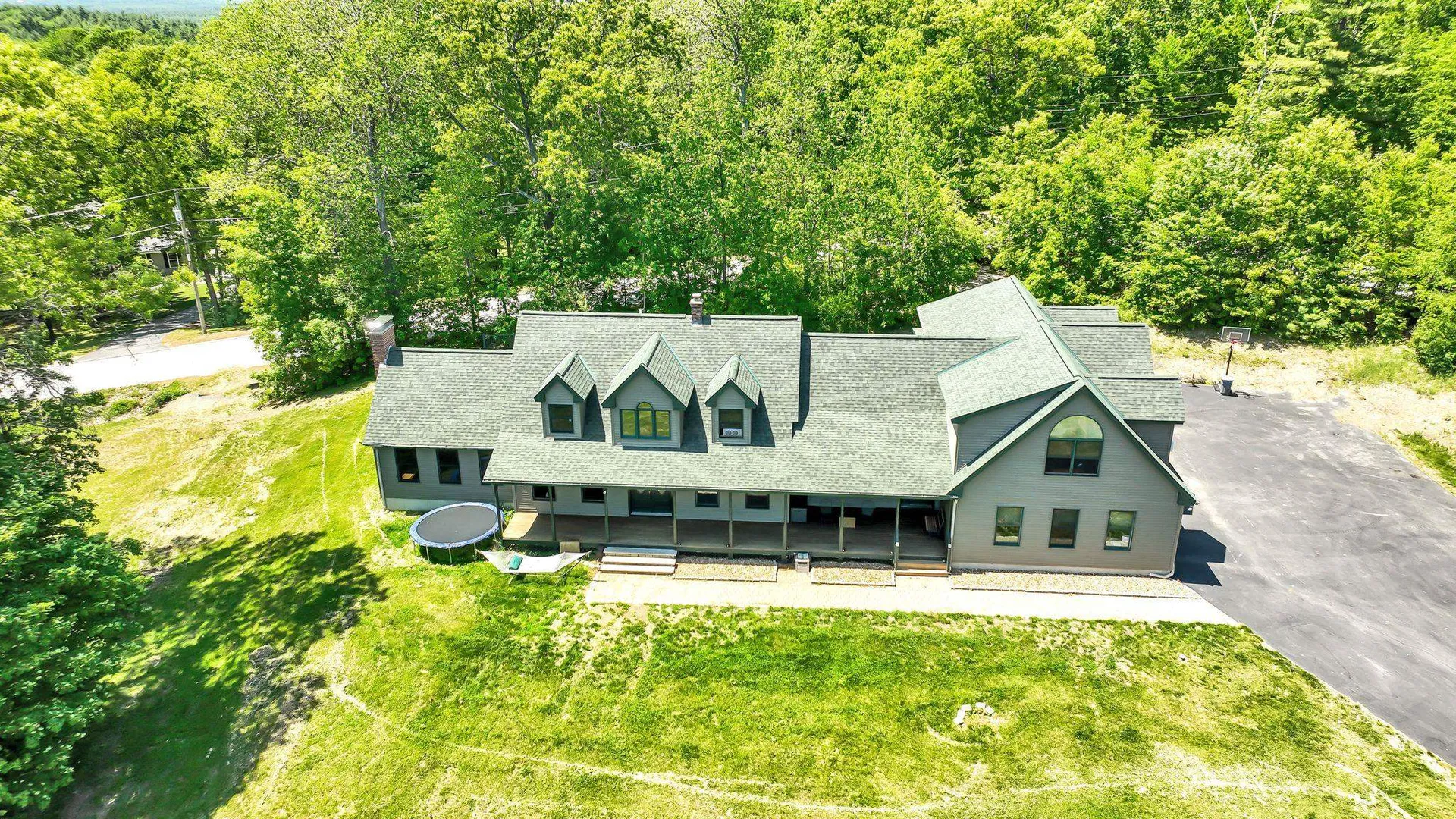 231 Bunker Hill Road Auburn NH 03032
