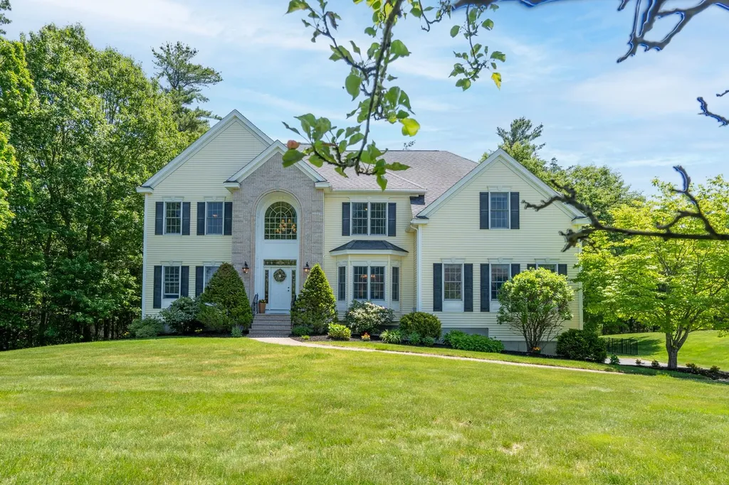 45 Overton Road Windham NH 03087