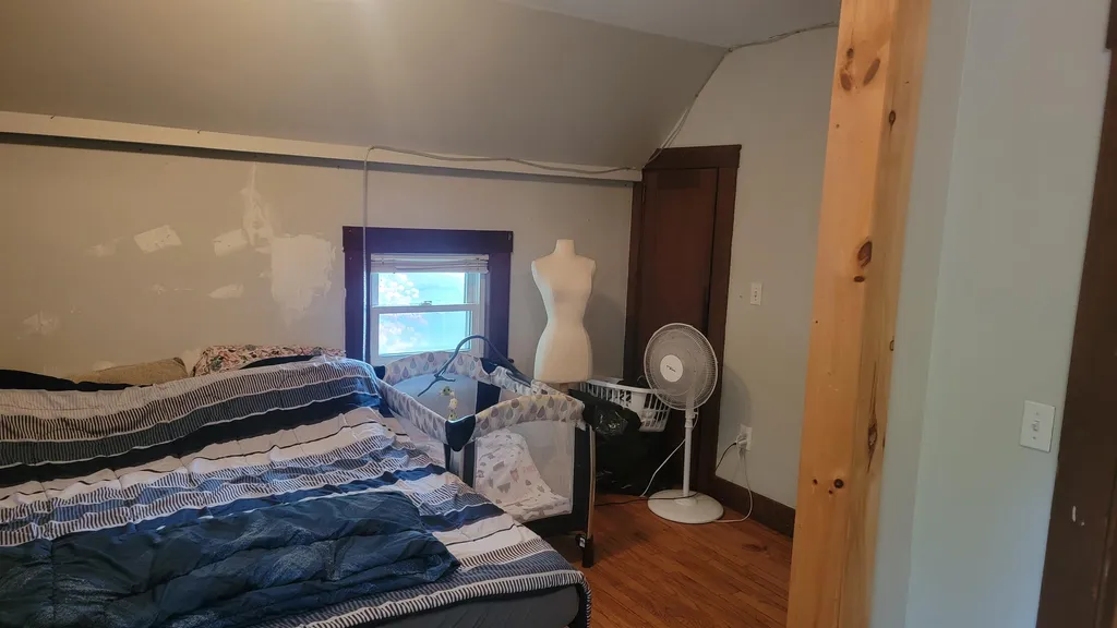 14 Bond Street Claremont NH 03743