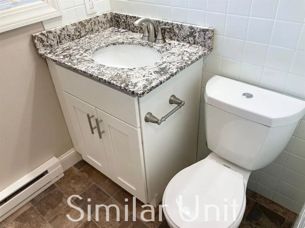 436 Kennard Road Manchester NH 03104
