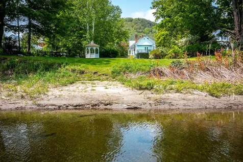 26 River Street Woodstock VT 05091