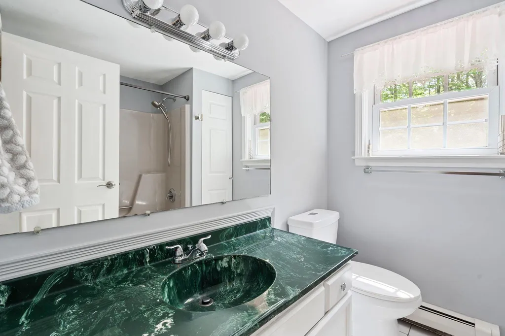 29 Nottingham Circle Lebanon NH 03766