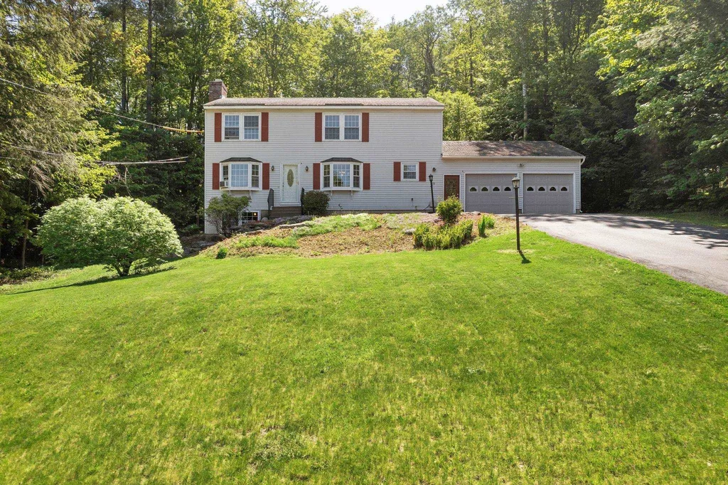 29 Nottingham Circle Lebanon NH 03766