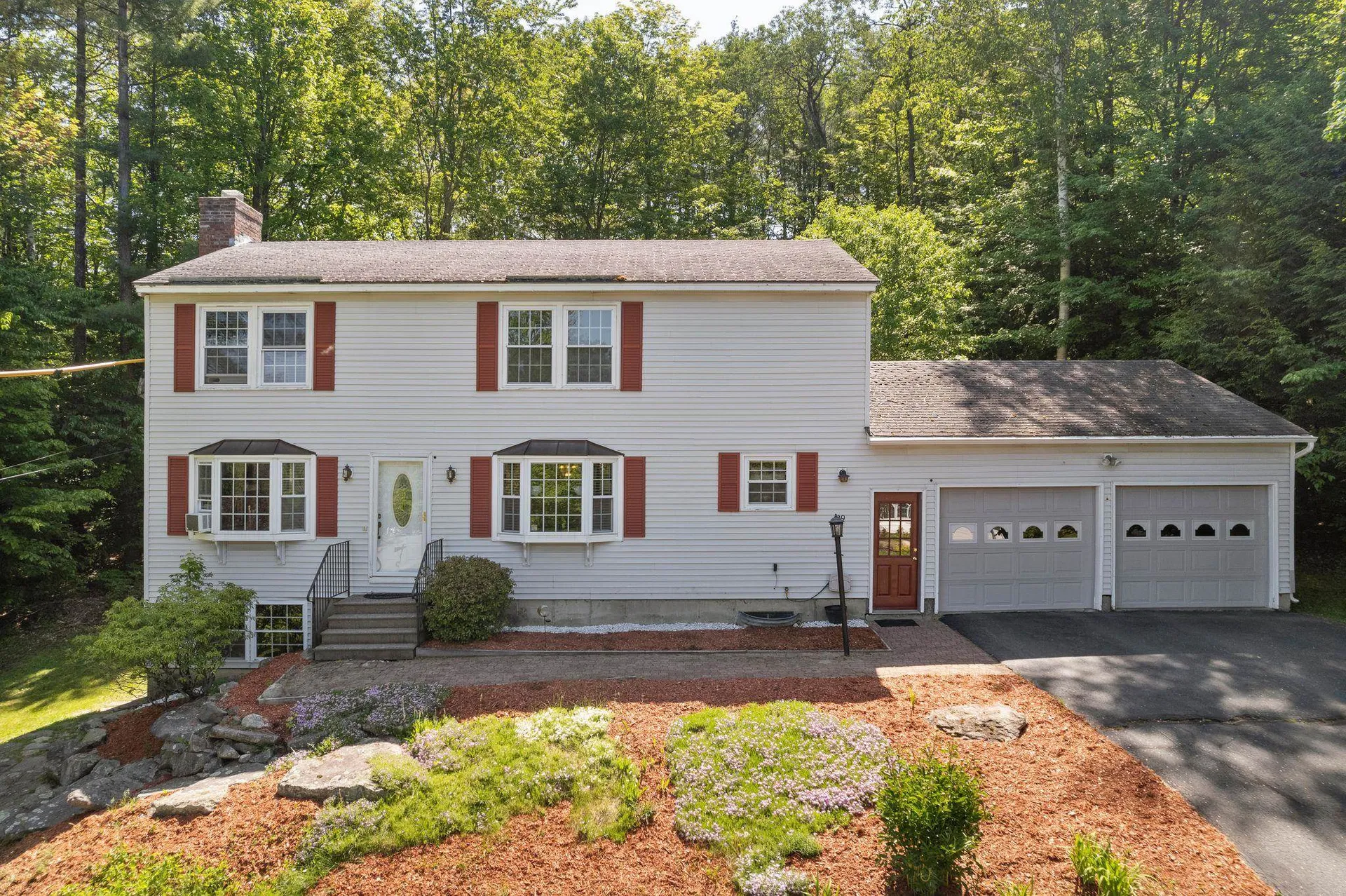 29 Nottingham Circle Lebanon NH 03766
