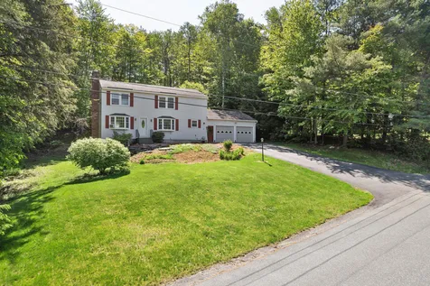 29 Nottingham Circle Lebanon NH 03766