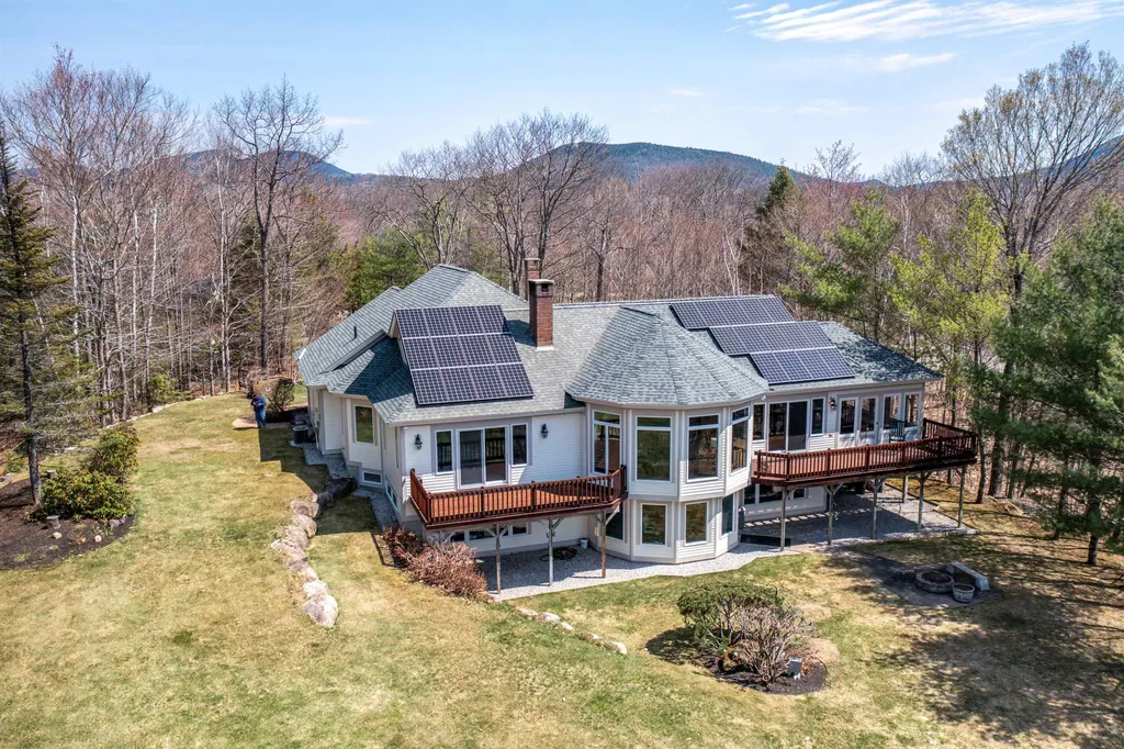 56 Birch Ledge Road Bartlett NH 03838