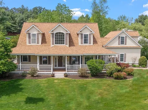 2 Gullane Road Hooksett NH 03106