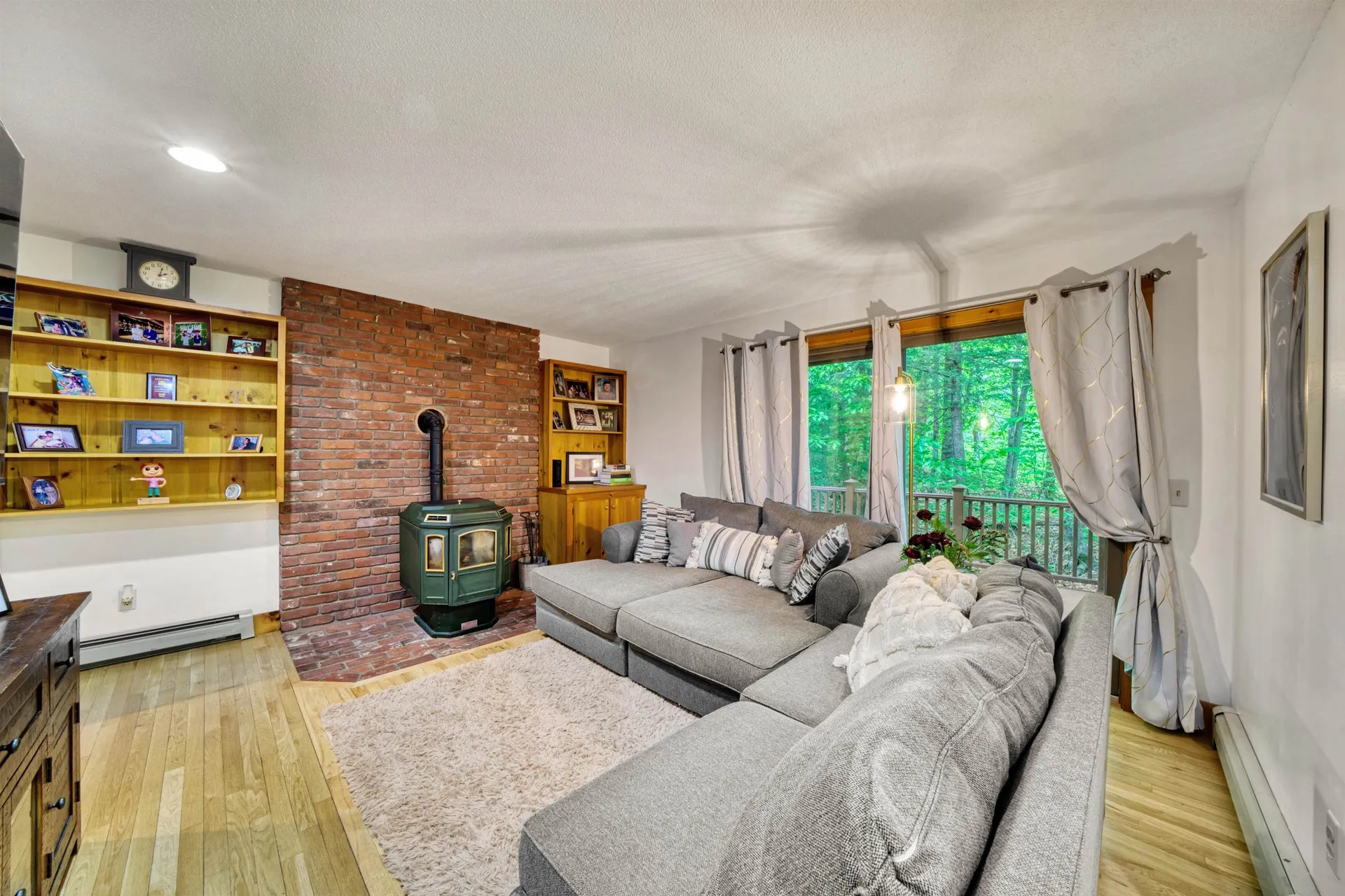 47 Hummingbird Hill Grantham NH 03753