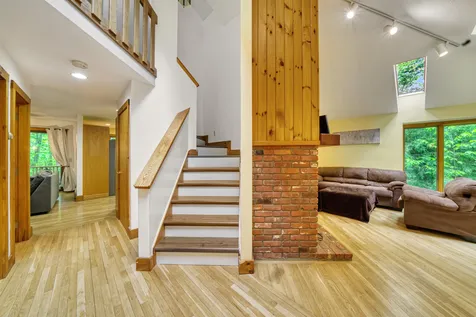 47 Hummingbird Hill Grantham NH 03753