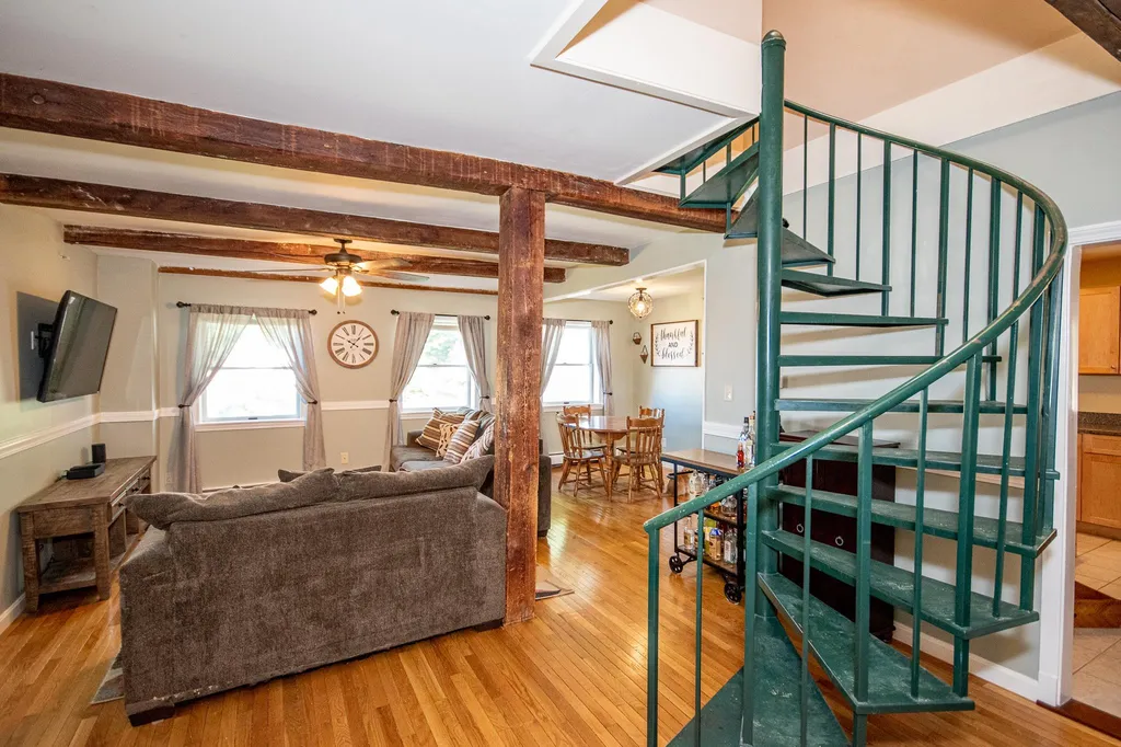 34 Floral Avenue Dover NH 03820