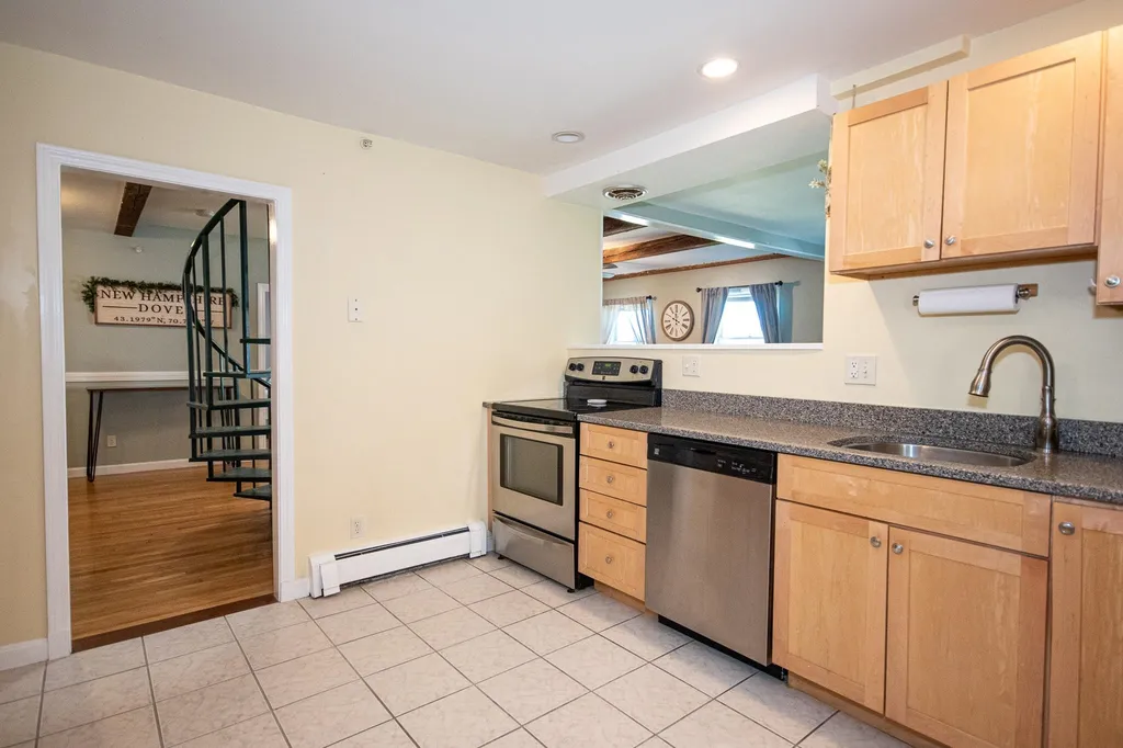 34 Floral Avenue Dover NH 03820