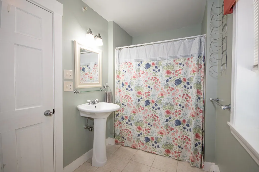 34 Floral Avenue Dover NH 03820
