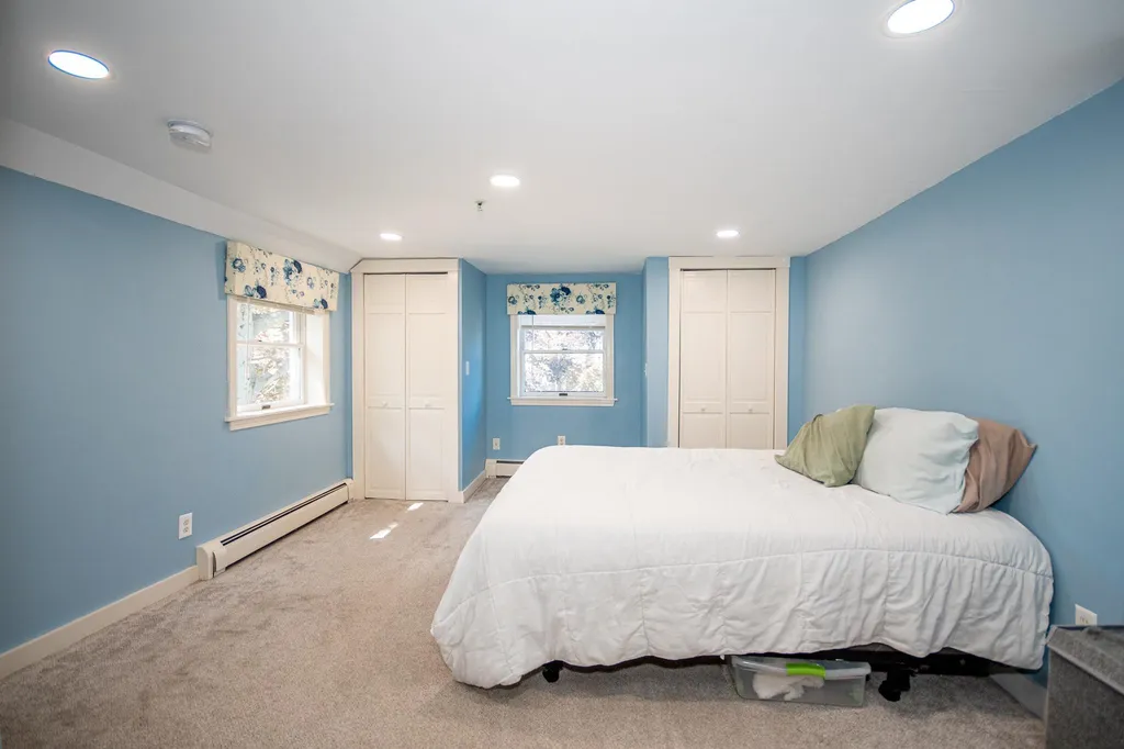 34 Floral Avenue Dover NH 03820