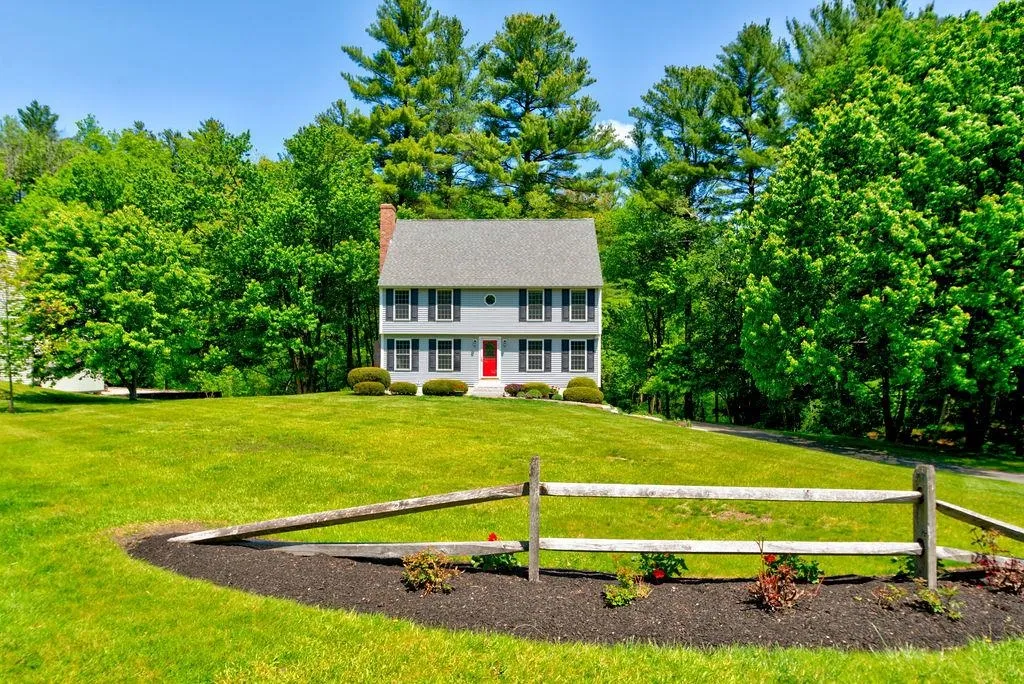 4 Heritage Hill Road Windham NH 03087