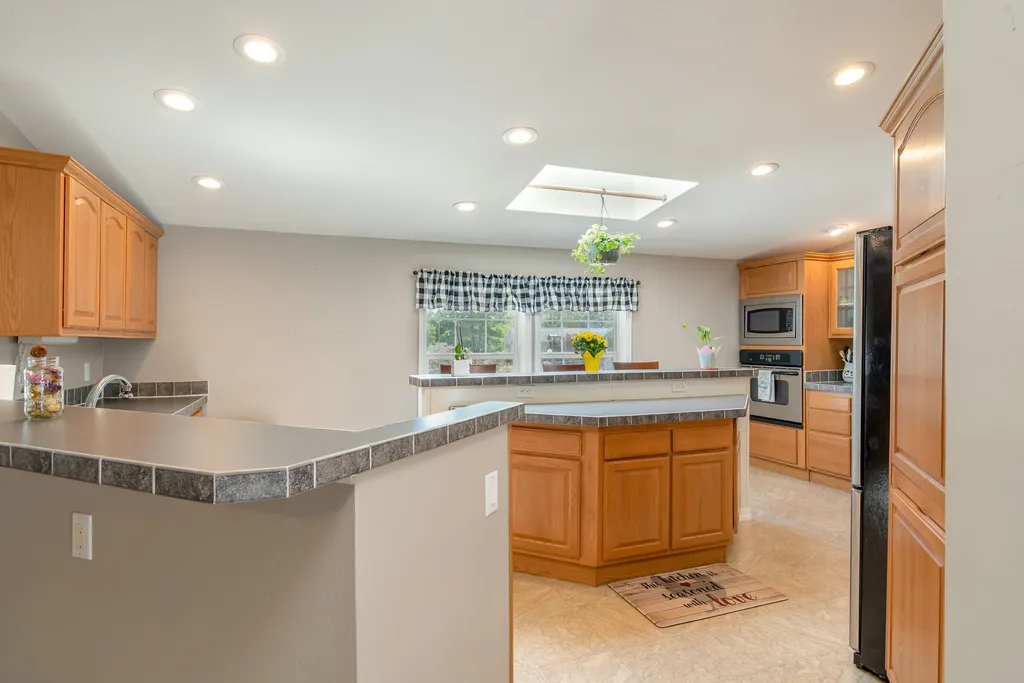 35 Sagebrush Drive Rochester NH 03867