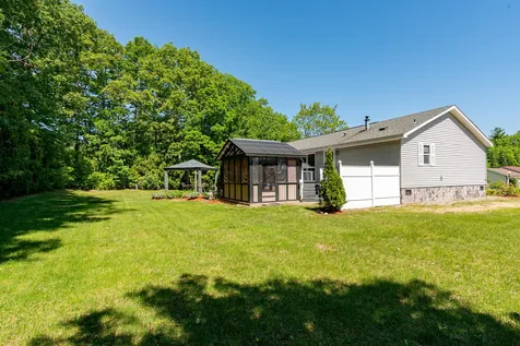 35 Sagebrush Drive Rochester NH 03867