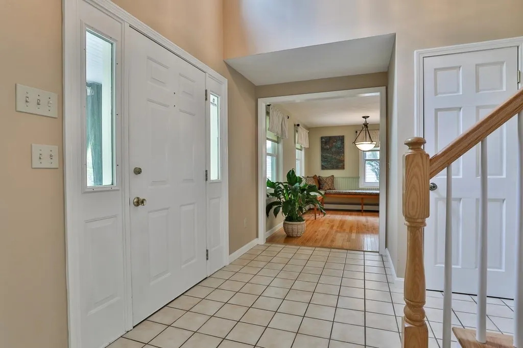 17 Clifford Farm Road Dunbarton NH 03046