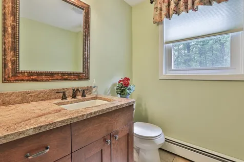 17 Clifford Farm Road Dunbarton NH 03046