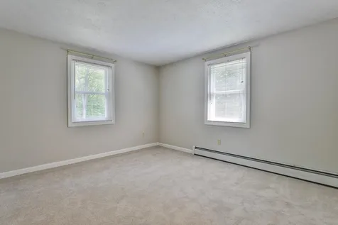 17 Clifford Farm Road Dunbarton NH 03046