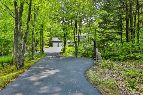 17 Clifford Farm Road Dunbarton NH 03046