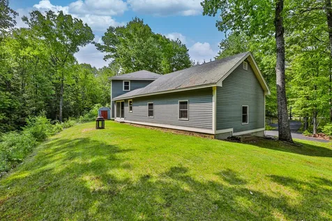 17 Clifford Farm Road Dunbarton NH 03046