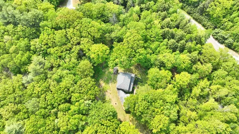17 Clifford Farm Road Dunbarton NH 03046