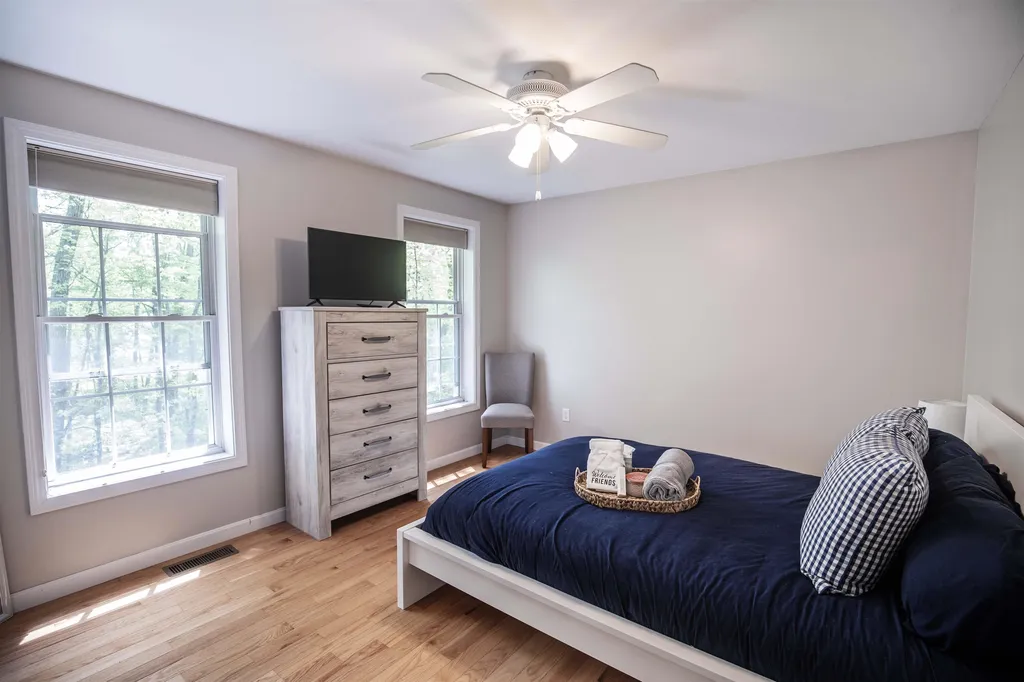 24 Wilson Road Londonderry NH 03053
