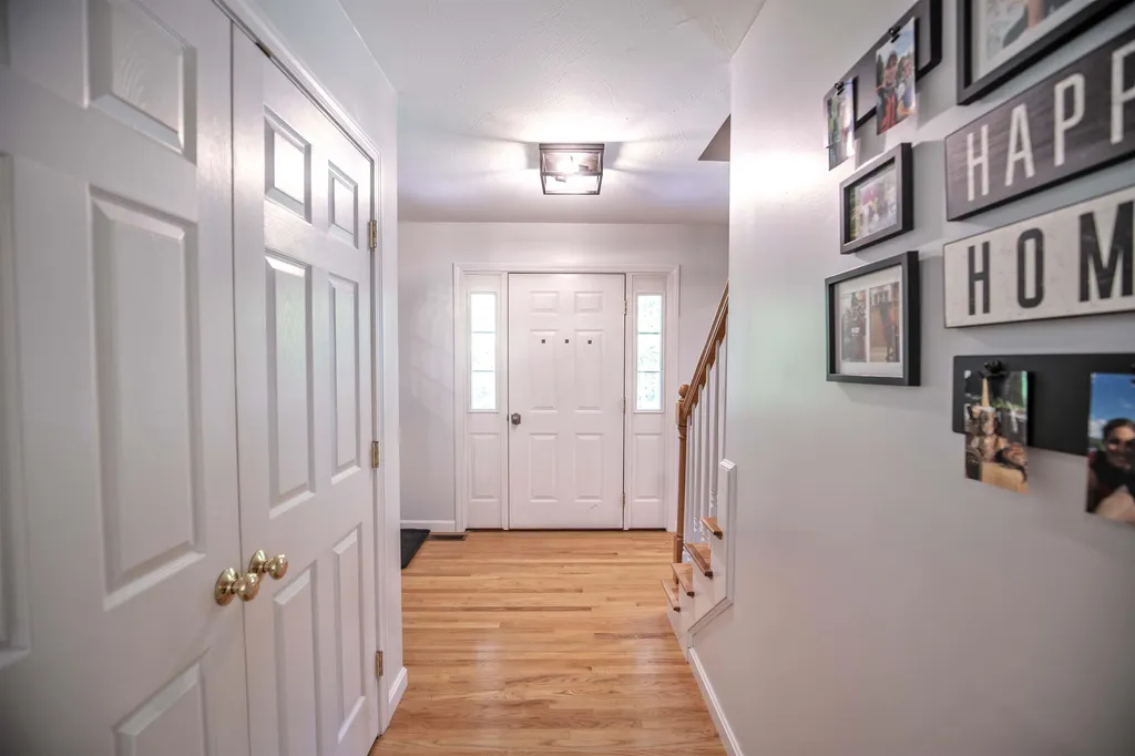 24 Wilson Road Londonderry NH 03053