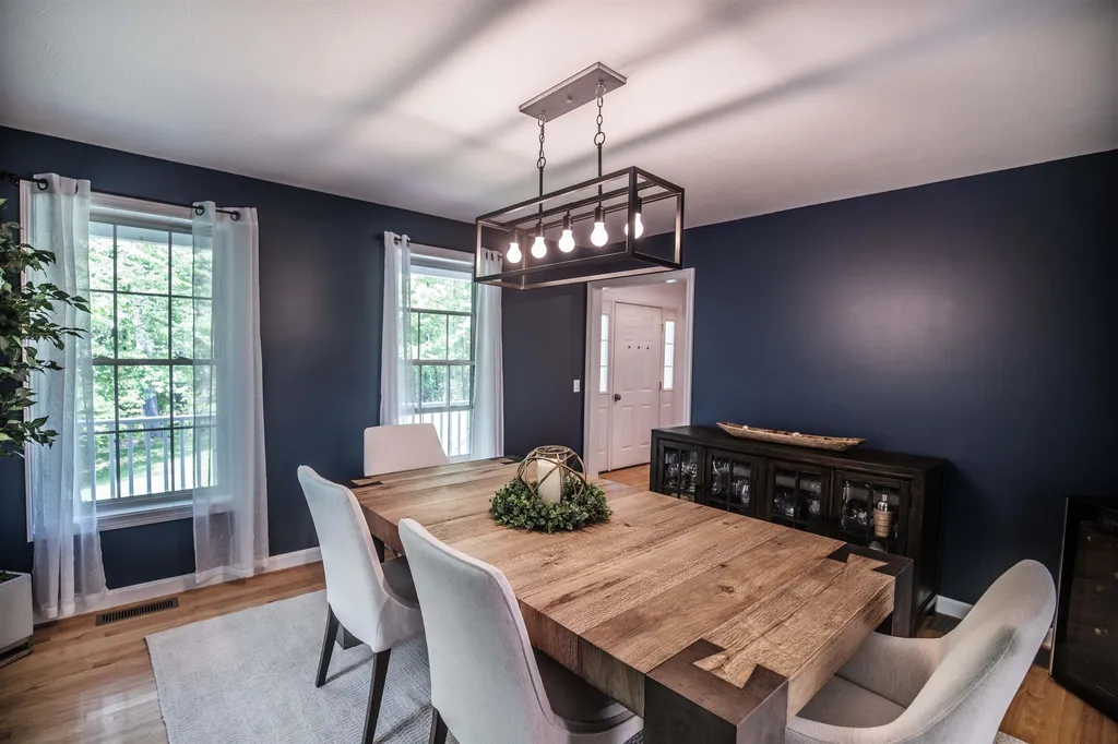 24 Wilson Road Londonderry NH 03053