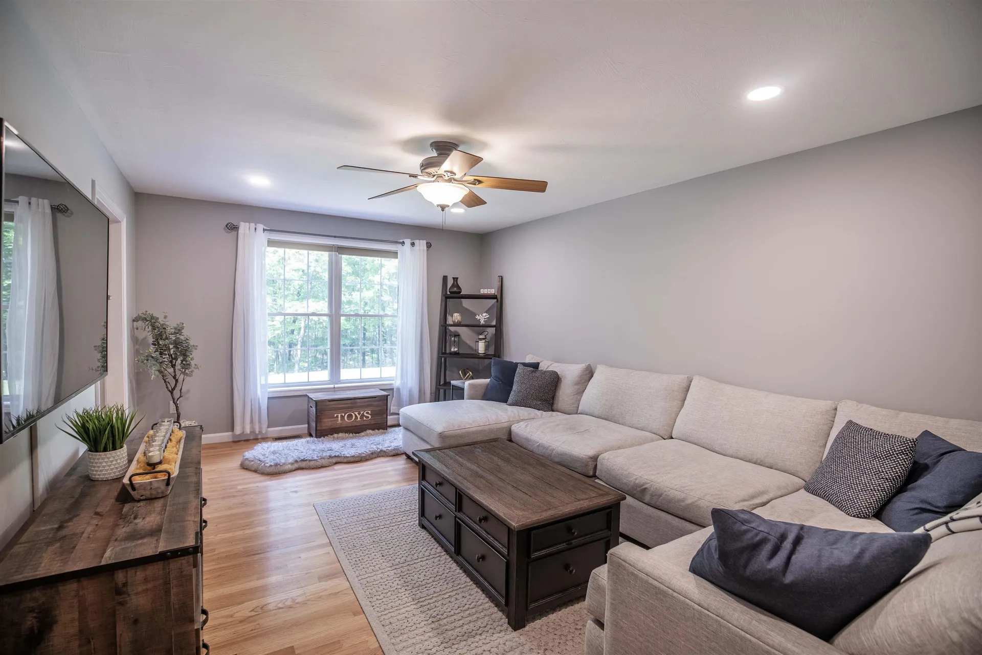 24 Wilson Road Londonderry NH 03053