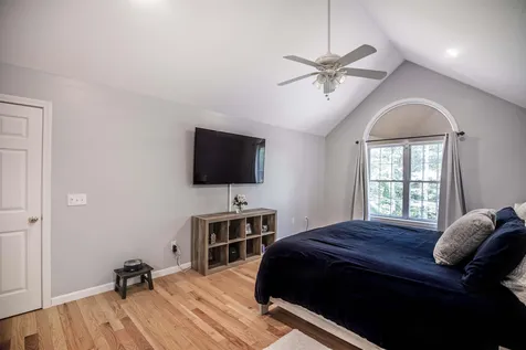 24 Wilson Road Londonderry NH 03053