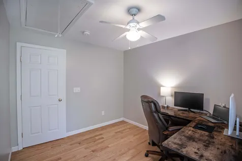 24 Wilson Road Londonderry NH 03053