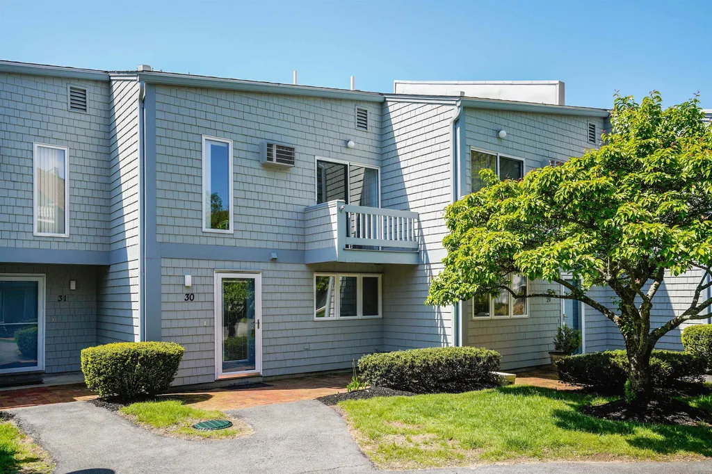 23 Cusack Road Hampton NH 03842