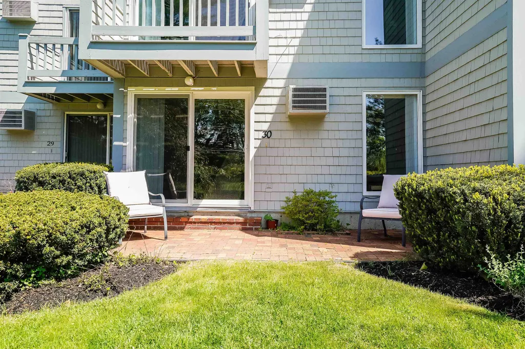 23 Cusack Road Hampton NH 03842