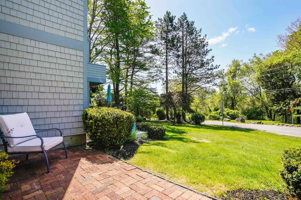 23 Cusack Road Hampton NH 03842