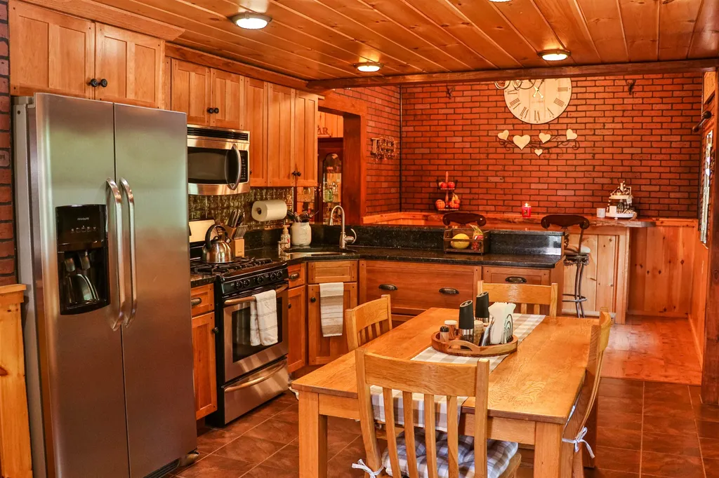 32 Upland Drive Gilford NH 03249
