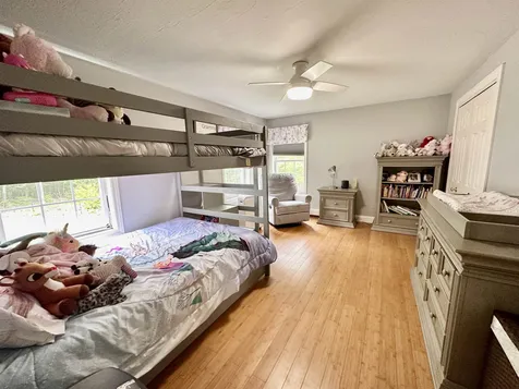 35 Van Buren Circle Goffstown NH 03045