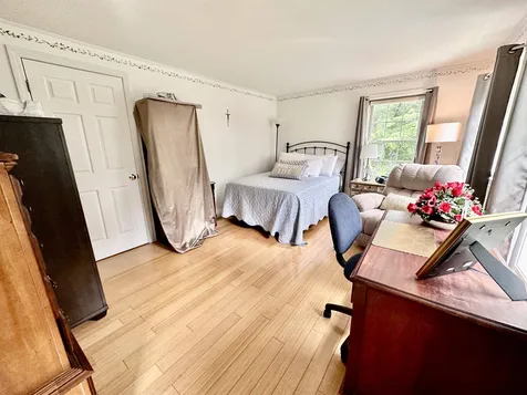 35 Van Buren Circle Goffstown NH 03045
