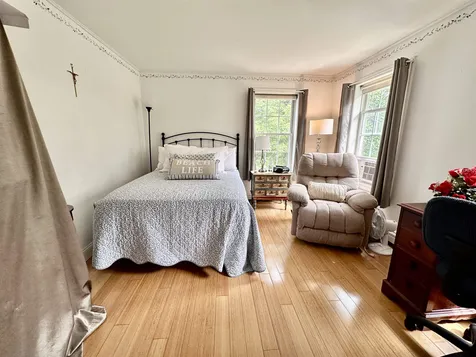 35 Van Buren Circle Goffstown NH 03045
