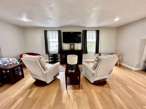 35 Van Buren Circle Goffstown NH 03045