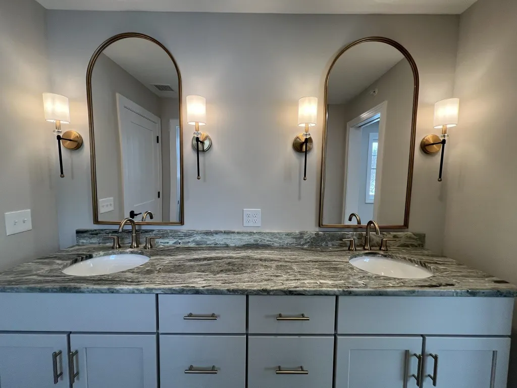 58 Sage Lane Portsmouth NH 03801